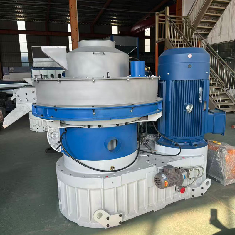 Molino de pellets con matriz de anillo vertical