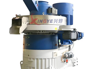 Вертикальная кольцевая матрица для производства гранул биомассы